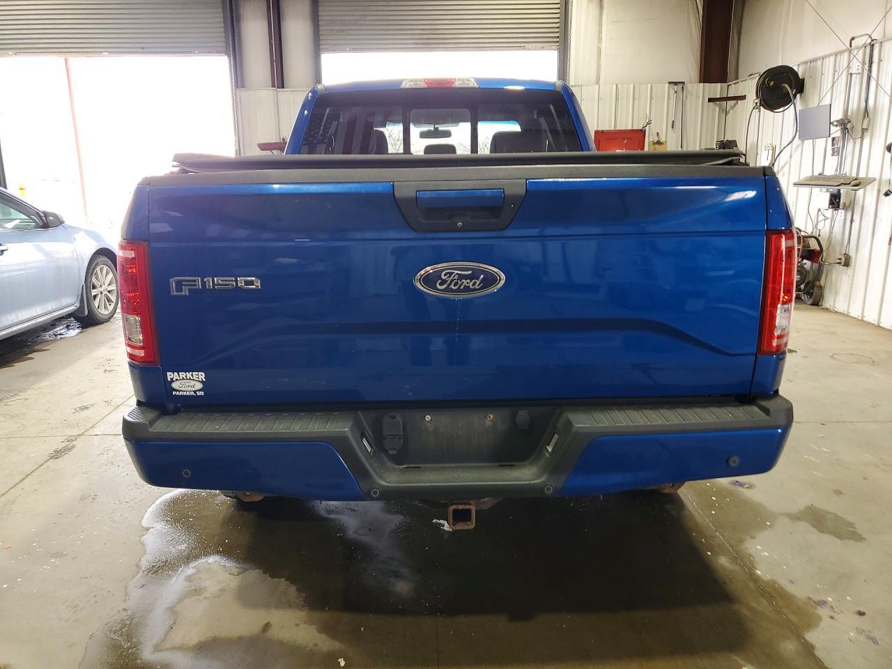 2017 Ford F150 Super Cab - Фото 6