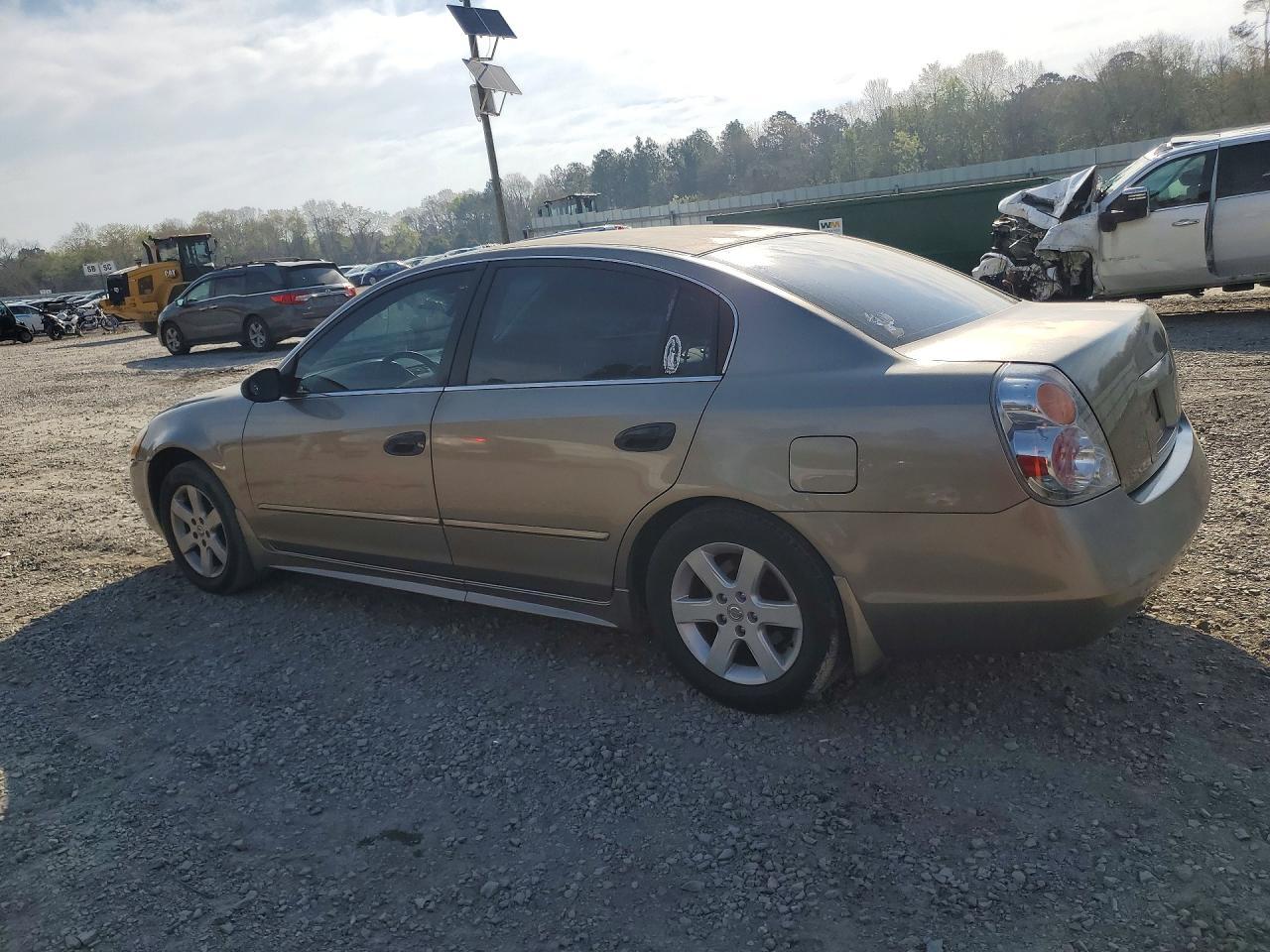 2003 Nissan Altima 2.5 - Фото 2