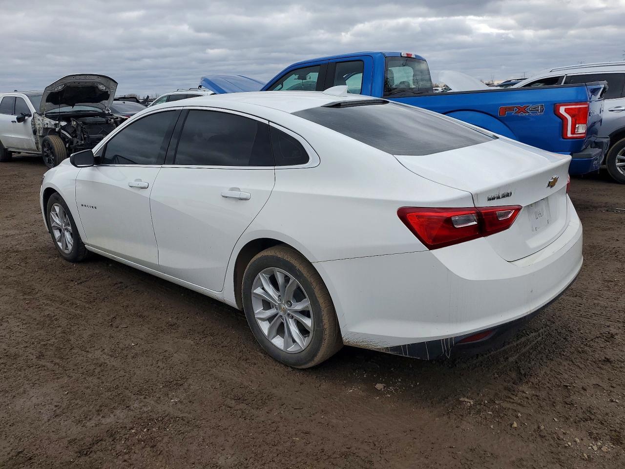 2023 Chevrolet Malibu Lt - Фото 2