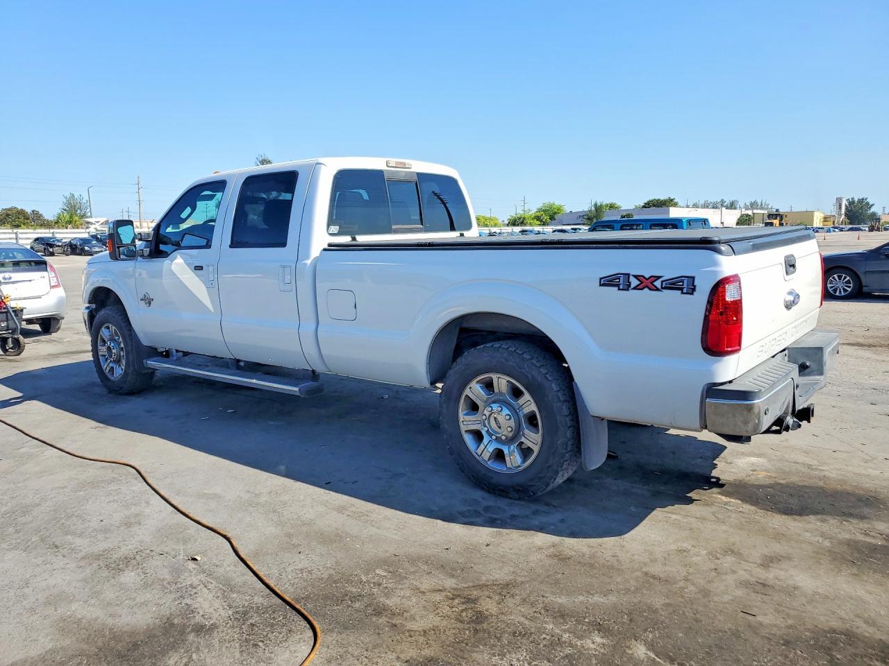 2016 Ford F350 Super Duty - Фото 2