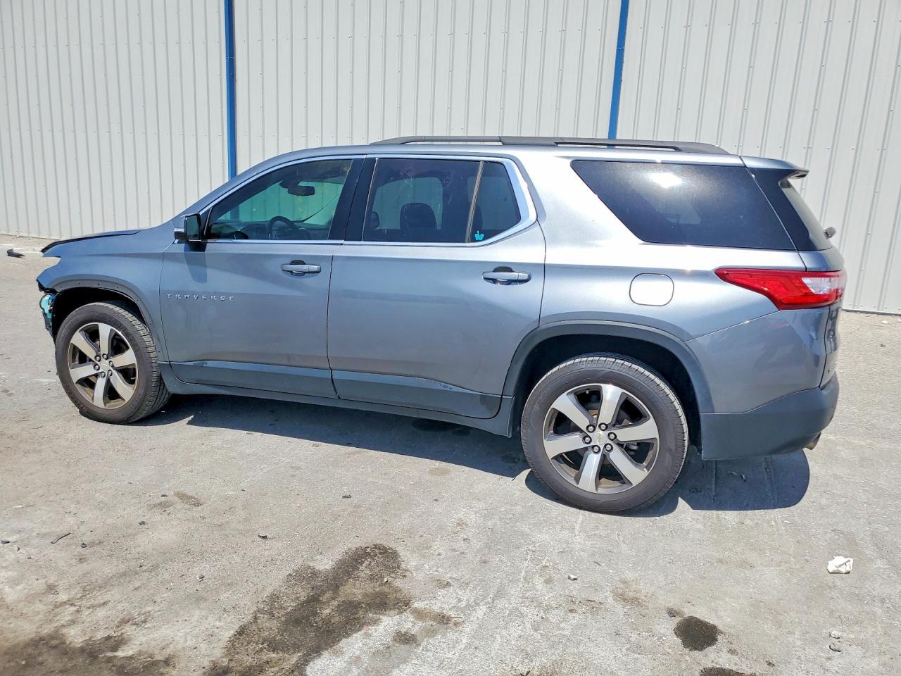 2020 Chevrolet Traverse Lt - Фото 2