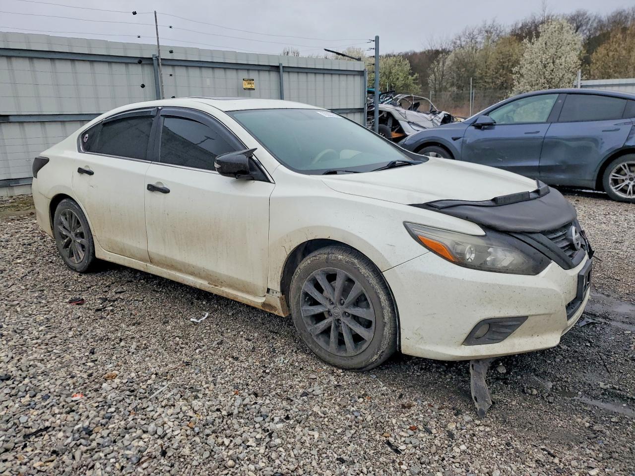 2016 Nissan Altima 2.5 - Фото 4