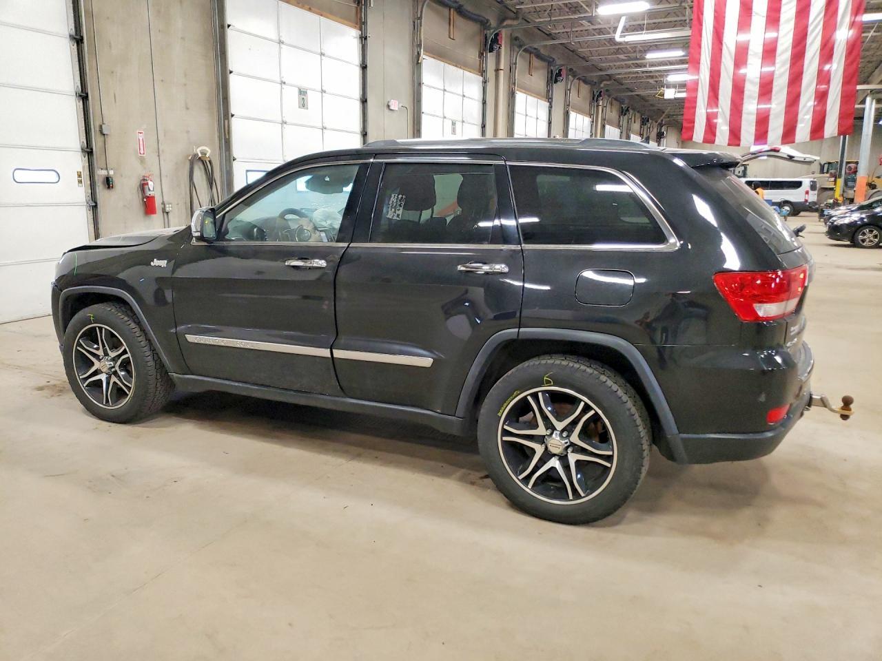 2012 Jeep Grand Cherokee Overland - Фото 2