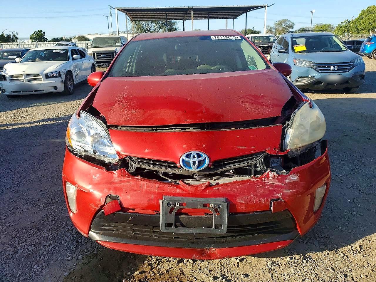 2013 Toyota Prius Two - Фото 5