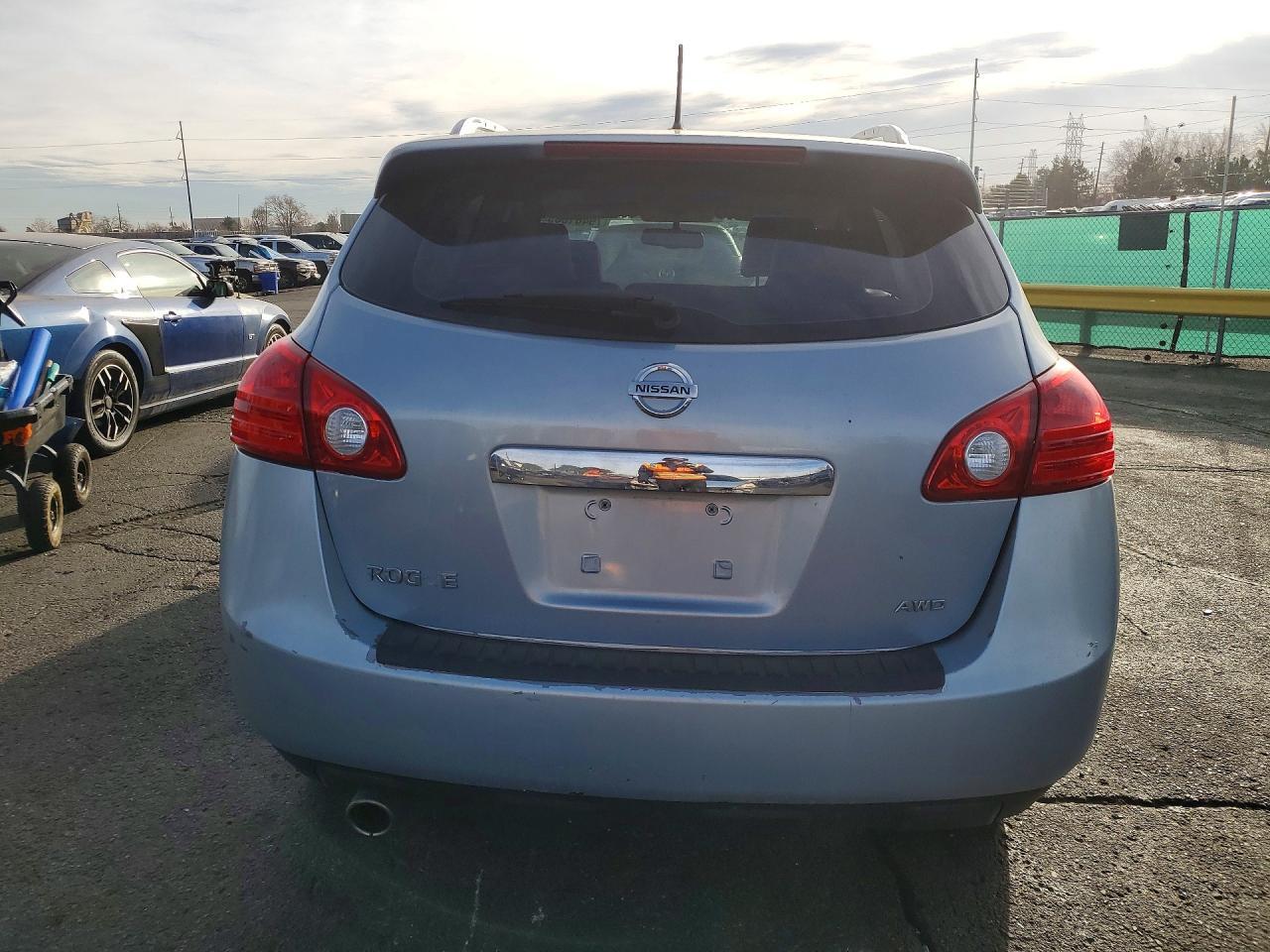 2013 Nissan Rogue S - Image 6