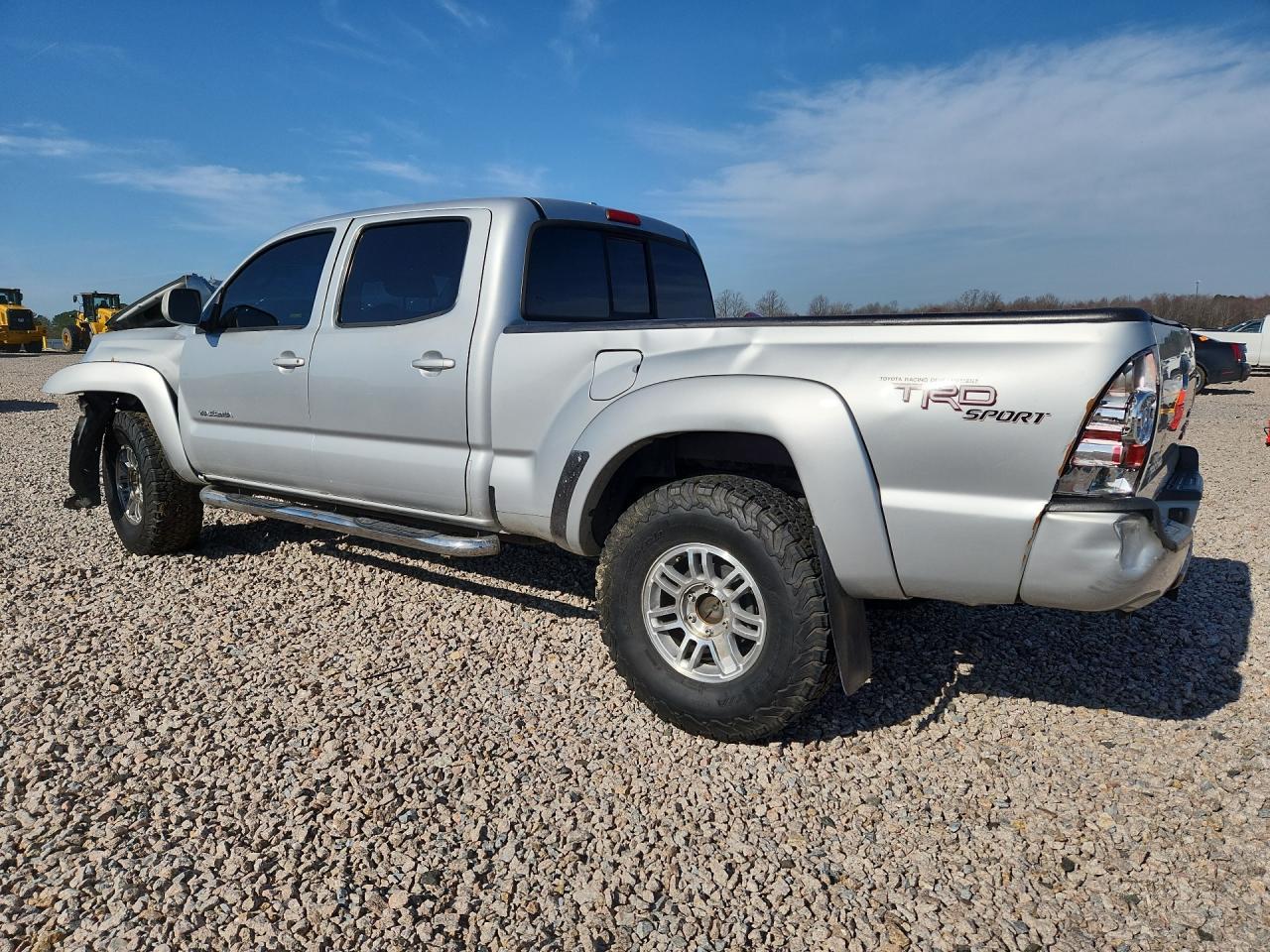 2009 Toyota Tacoma Prerunner V6 - Image 2