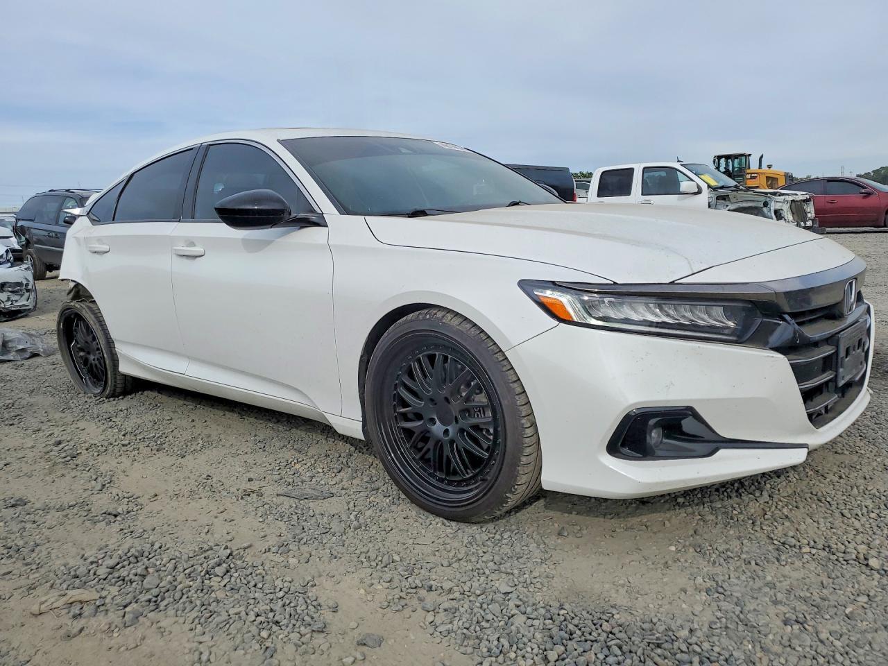 2022 Honda Accord Sport - Image 4