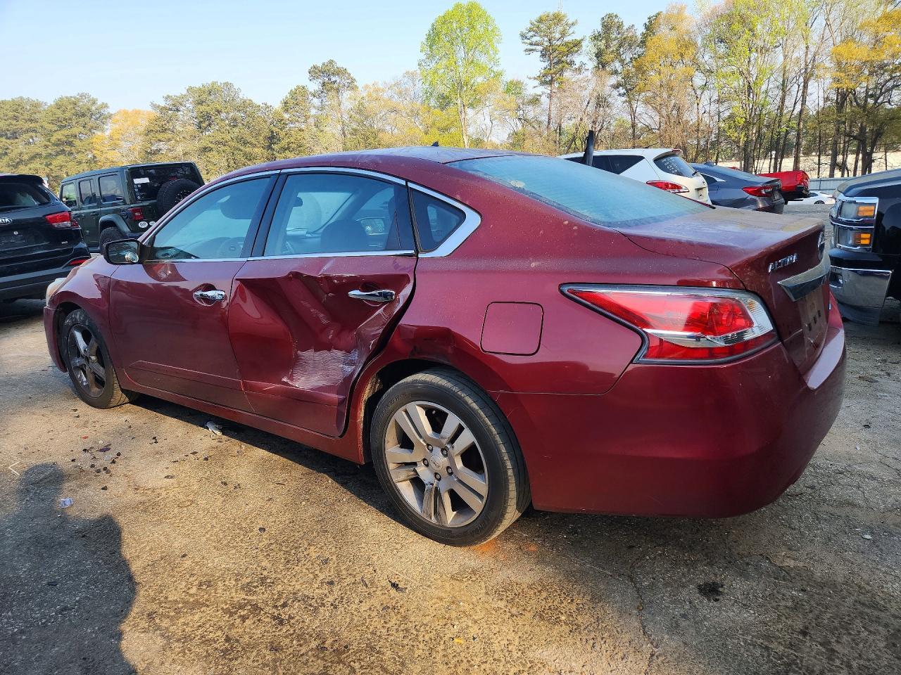 2014 Nissan Altima 2.5 - Image 2