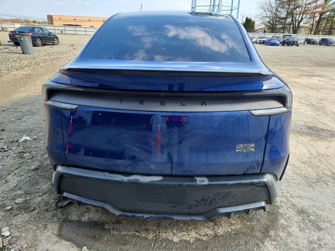 2026 Tesla Model Y - Image 6