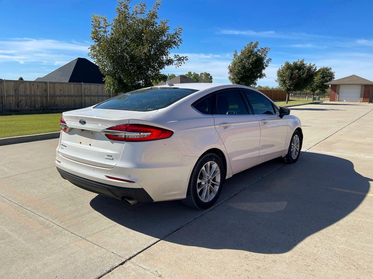 2020 Ford Fusion Se - Фото 4