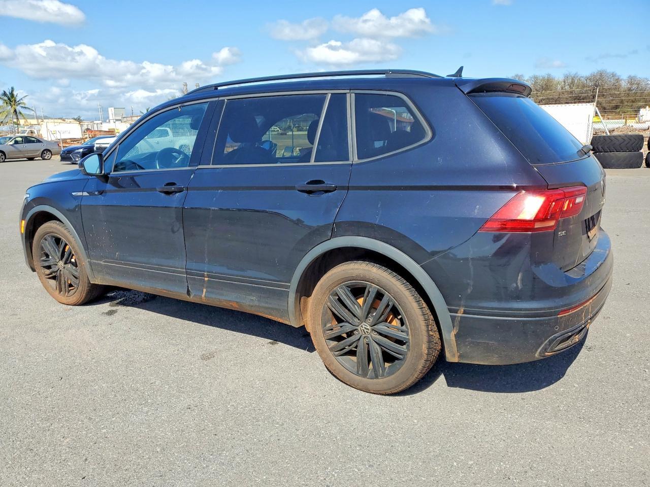 2022 Volkswagen Tiguan Se R-Line Black - Фото 2