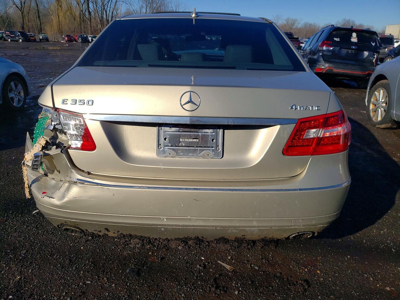 2010 Mercedes Benz E 350 4Matic - Image 6