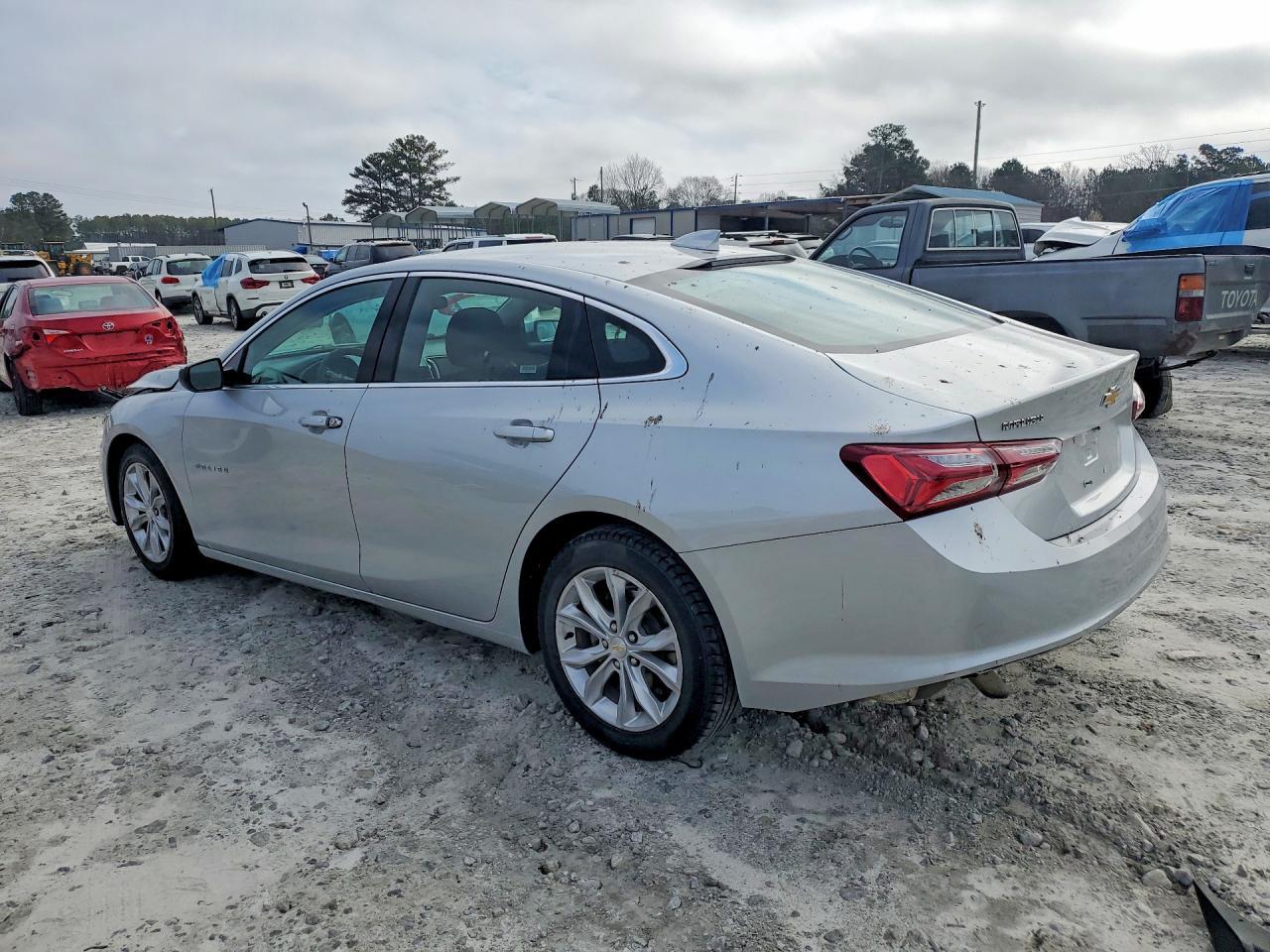 2022 Chevrolet Malibu Lt - Image 2