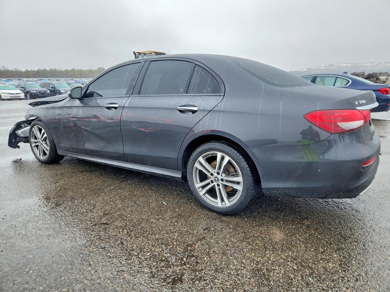 2021 Mercedes-Benz E 350 4Matic - Фото 2