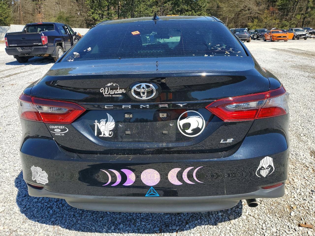 2023 Toyota Camry Le - Фото 6