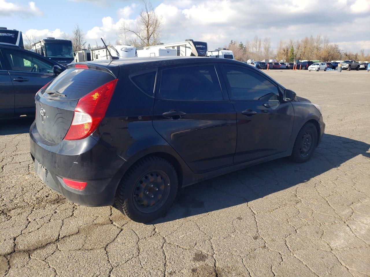 2017 Hyundai Accent Se - Фото 3