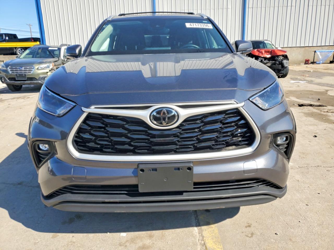 2023 Toyota Highlander Xle - Image 5
