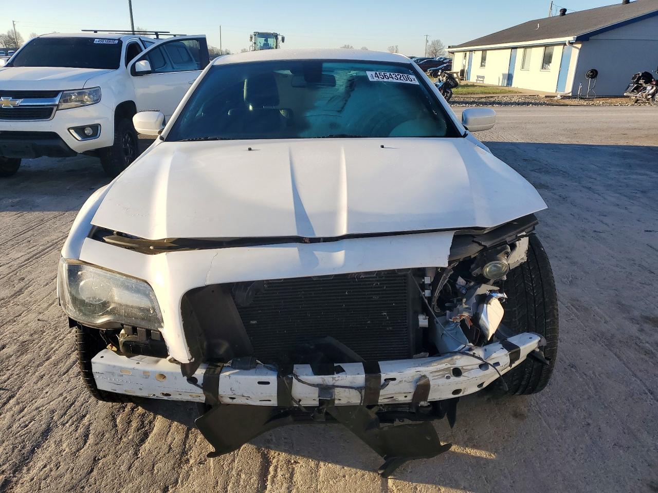 2019 Chrysler 300 S - Фото 5
