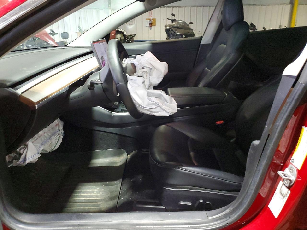 2020 Tesla Model 3 - Image 7