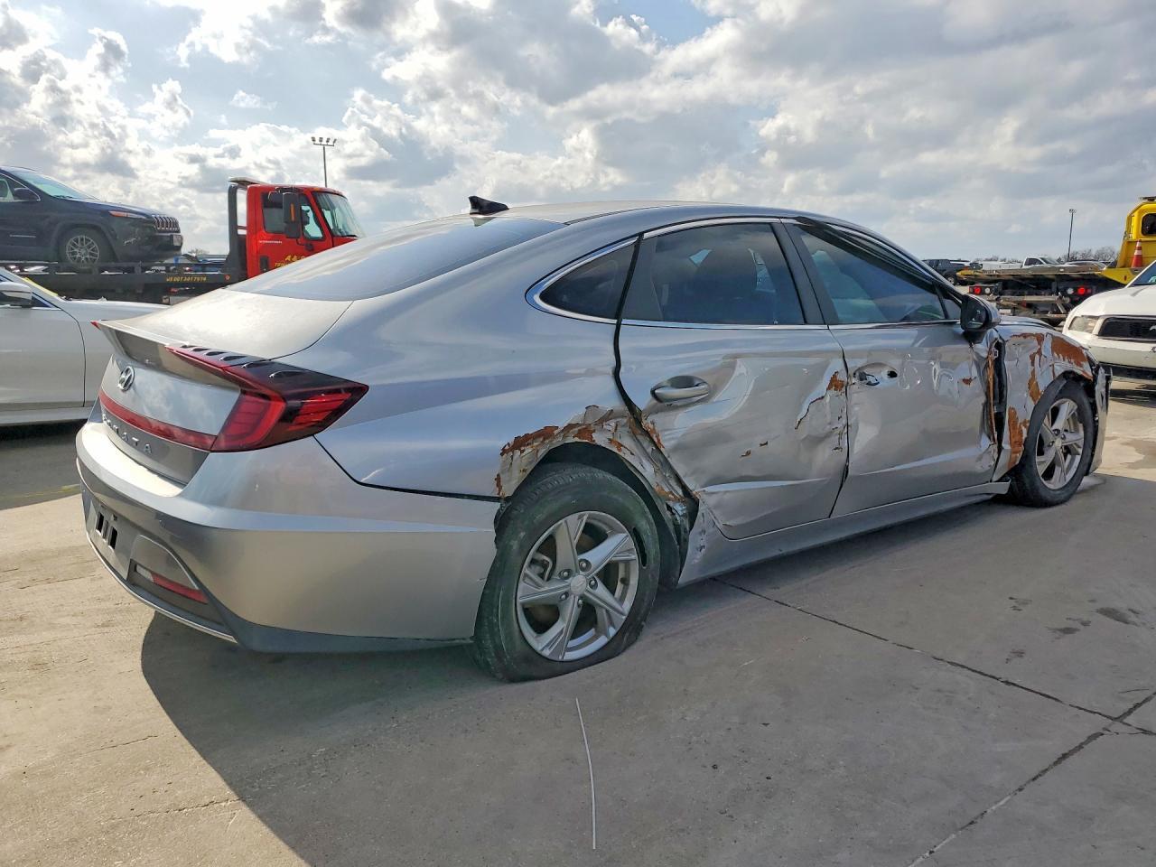 2021 Hyundai Sonata Se - Image 3
