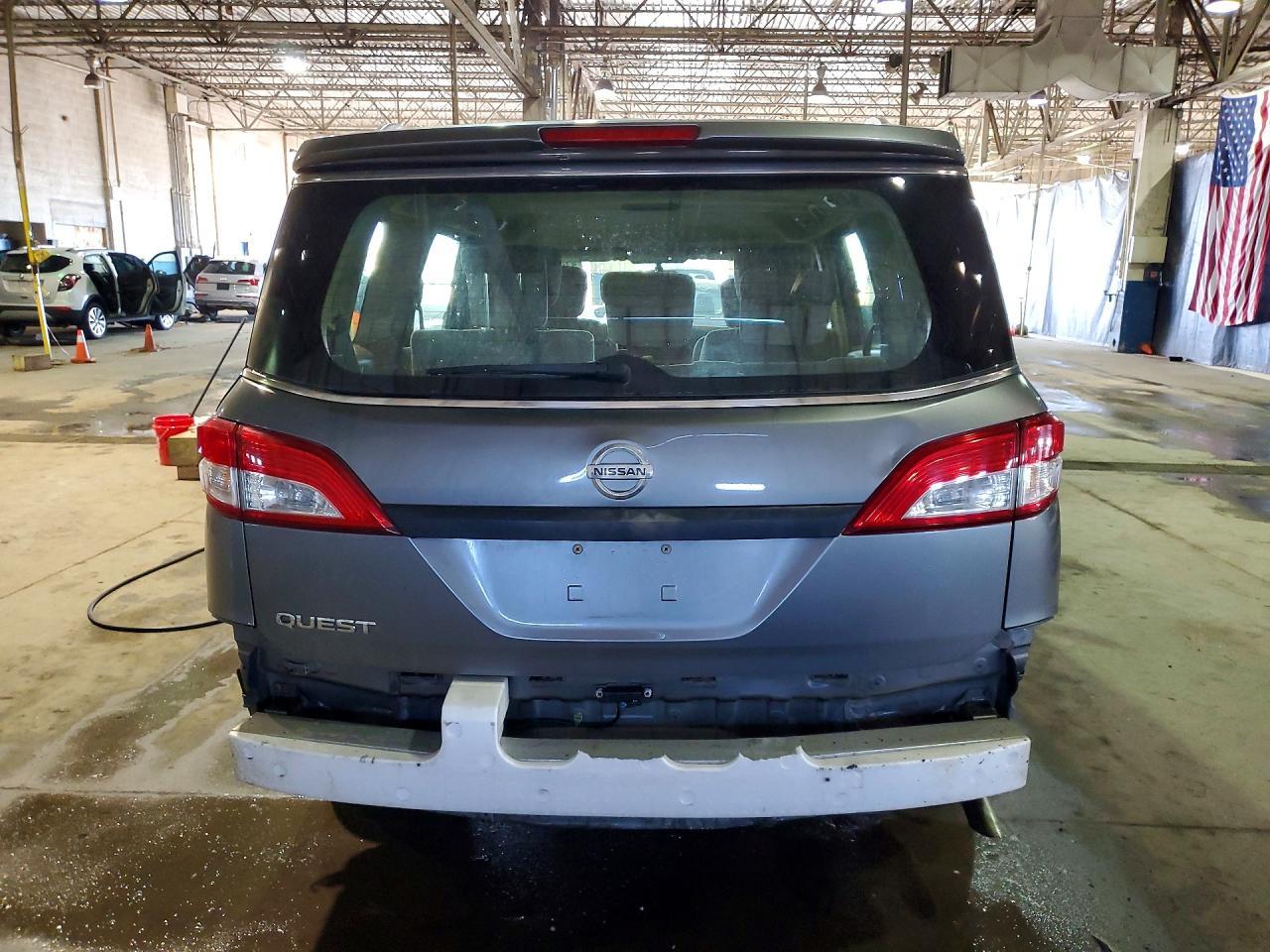 2015 Nissan Quest 3.5 S - Image 6