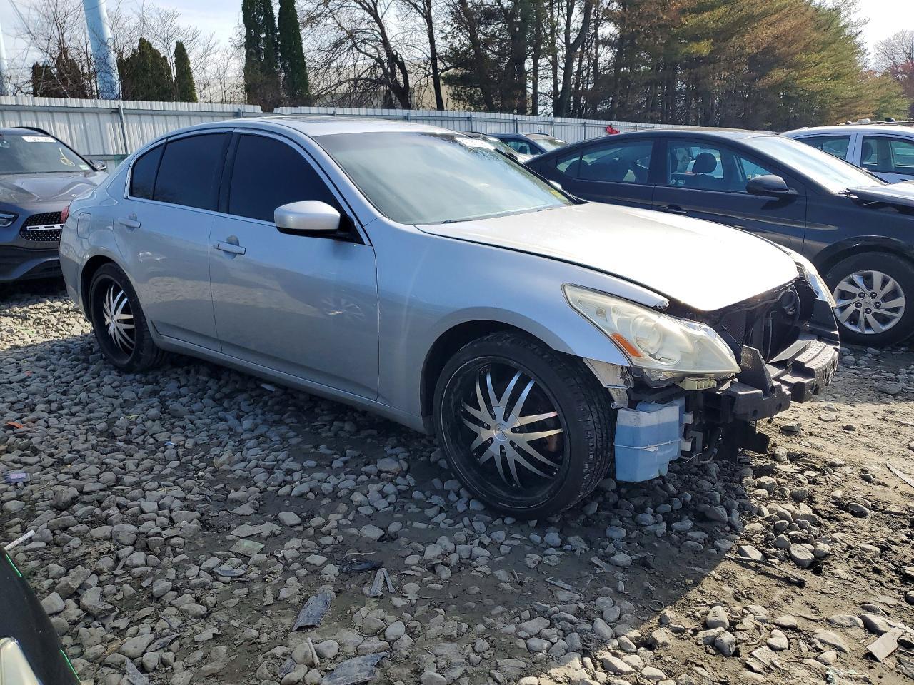 2011 Infiniti G37 Sedan X - Фото 4