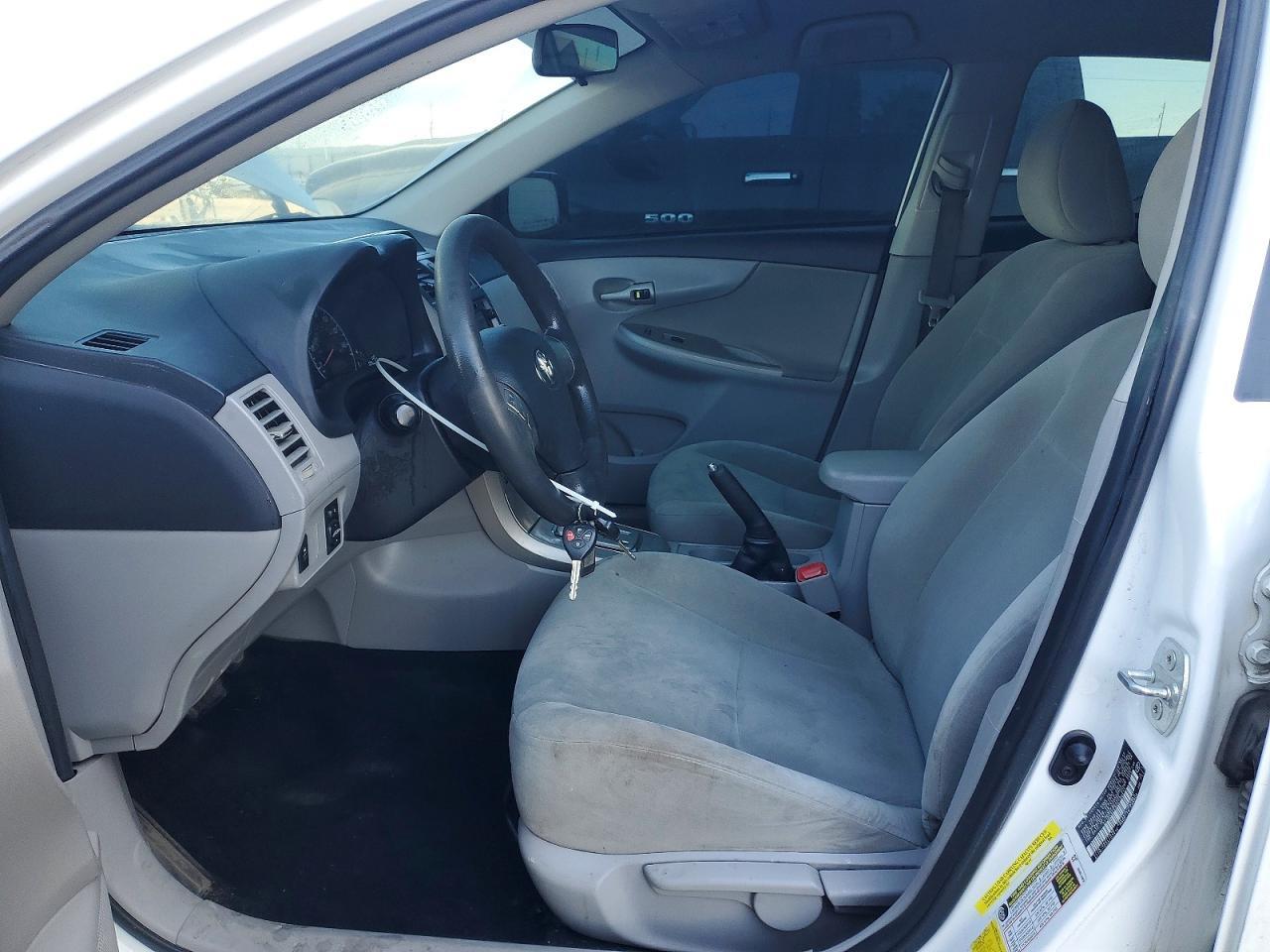 2013 Toyota Corolla Le - Фото 7