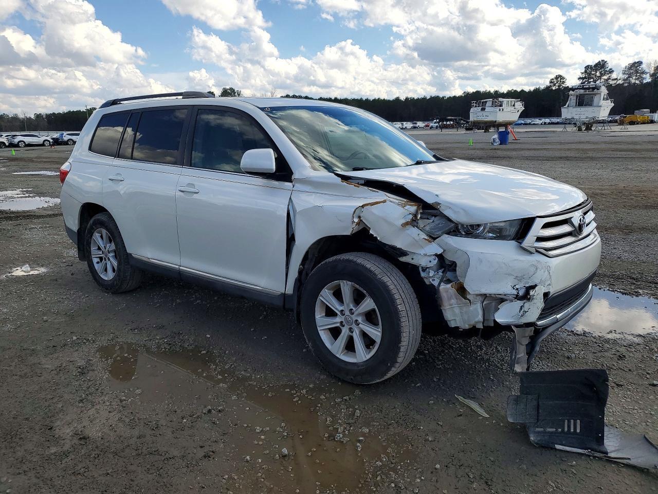 2011 Toyota Highlander Se - Image 4