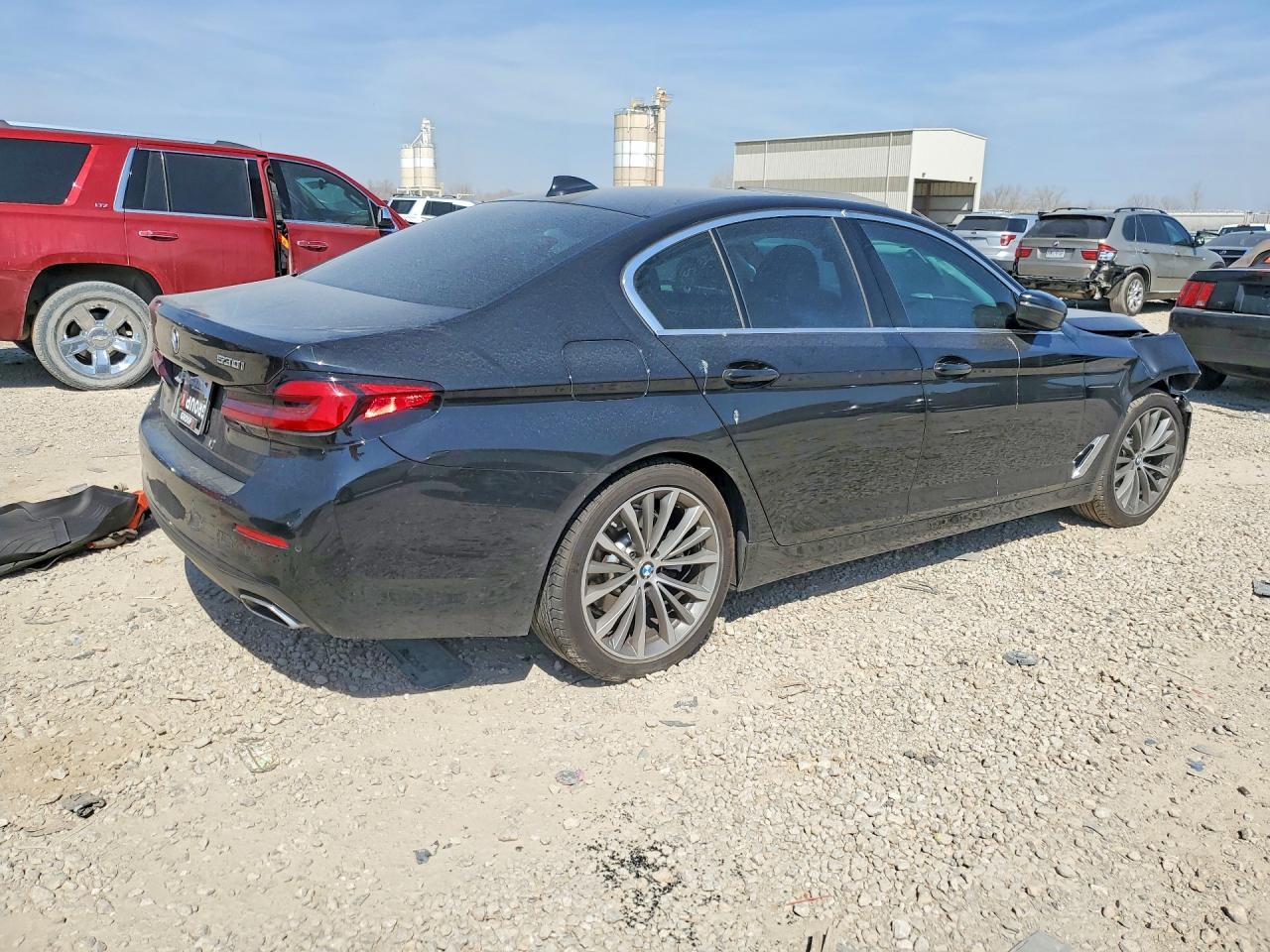 2023 BMW 530 Xi - Фото 3