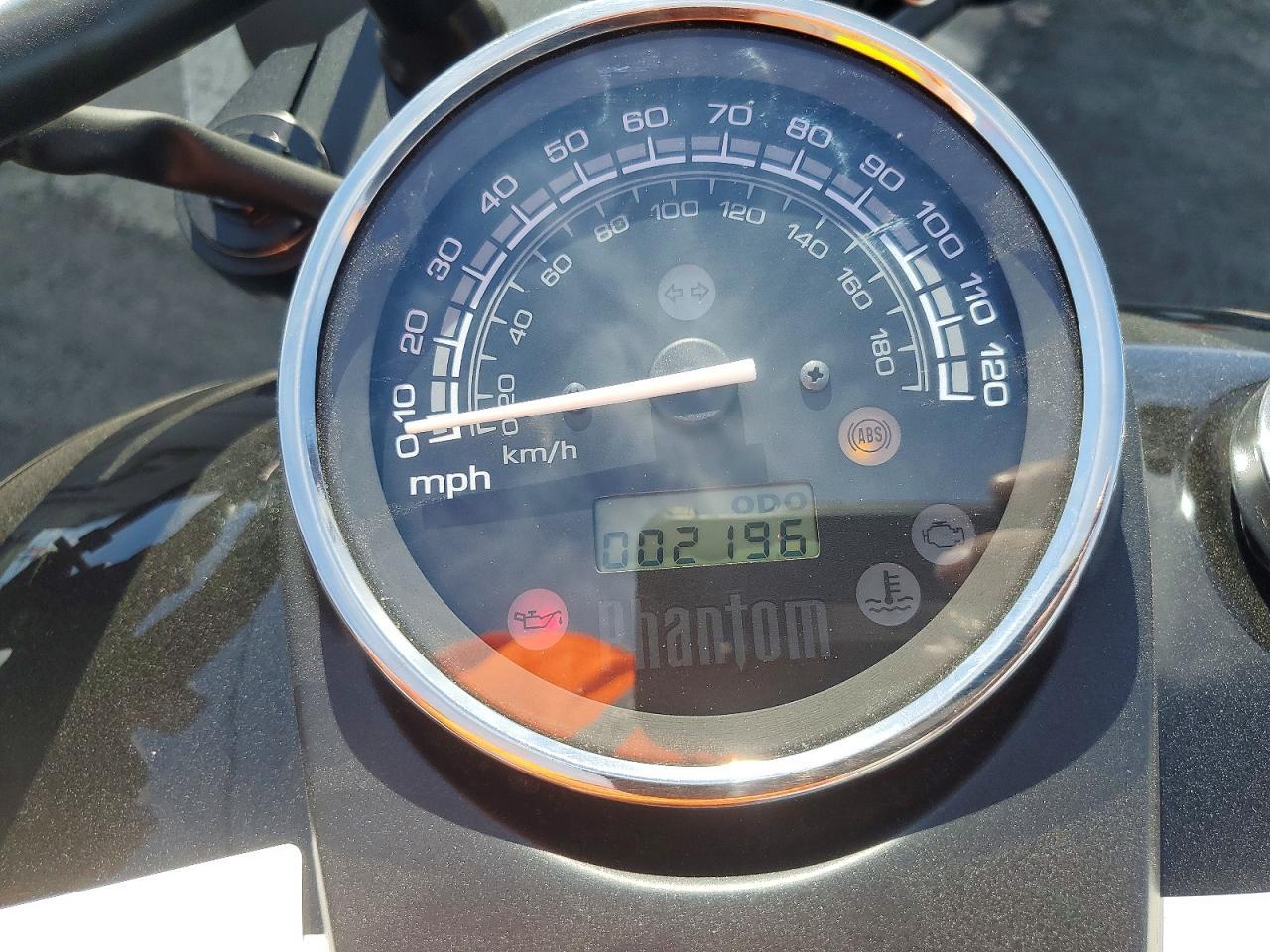 2025 Honda Vt750 C2B - Фото 7