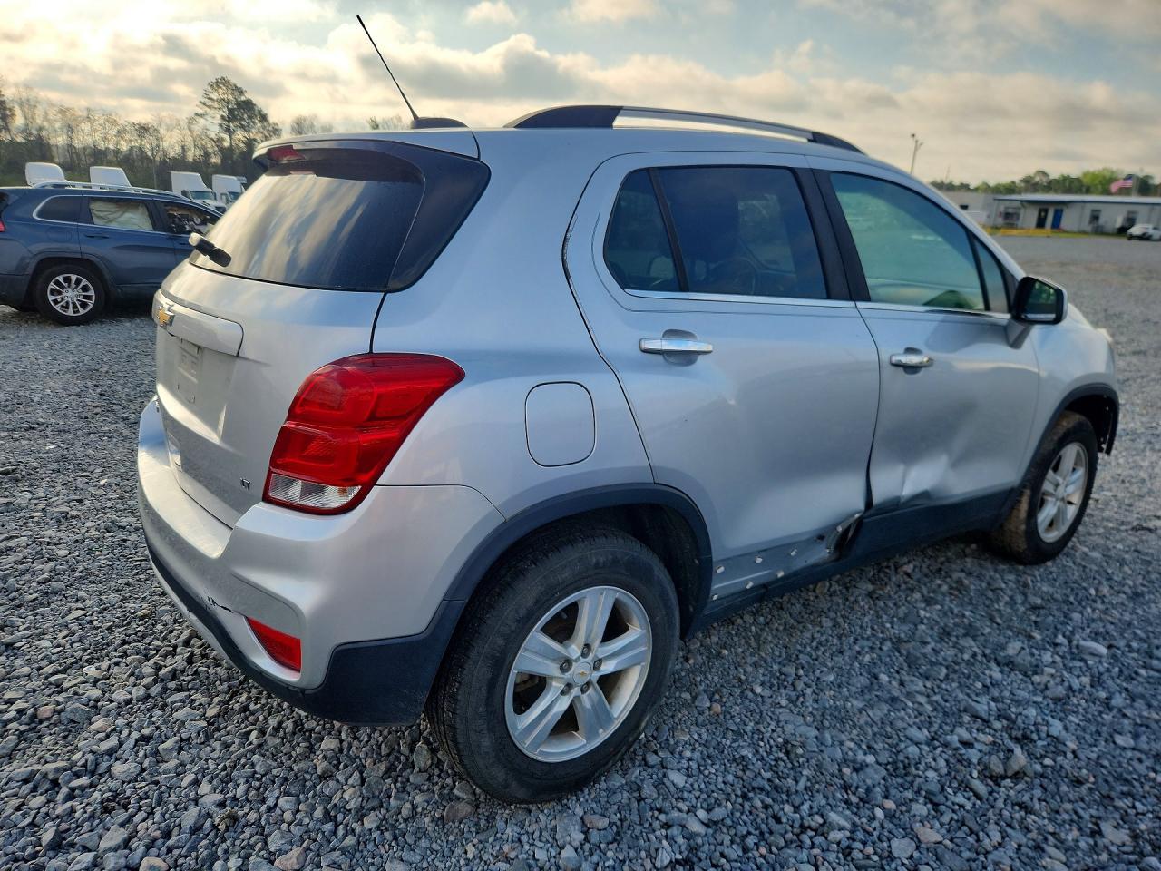 2019 Chevrolet Trax 1Lt - Image 3