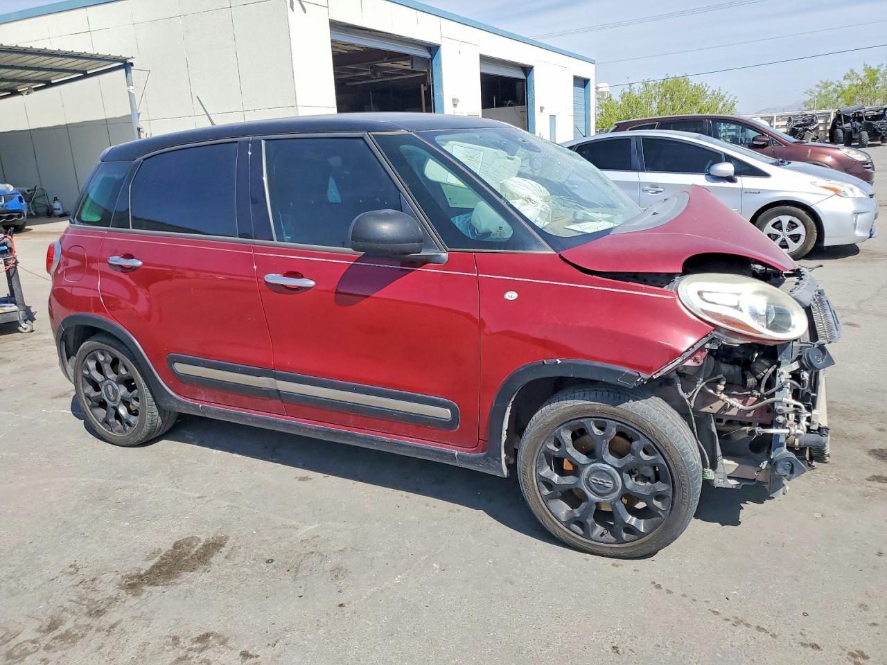 2016 Fiat 500L Trekking - Image 4