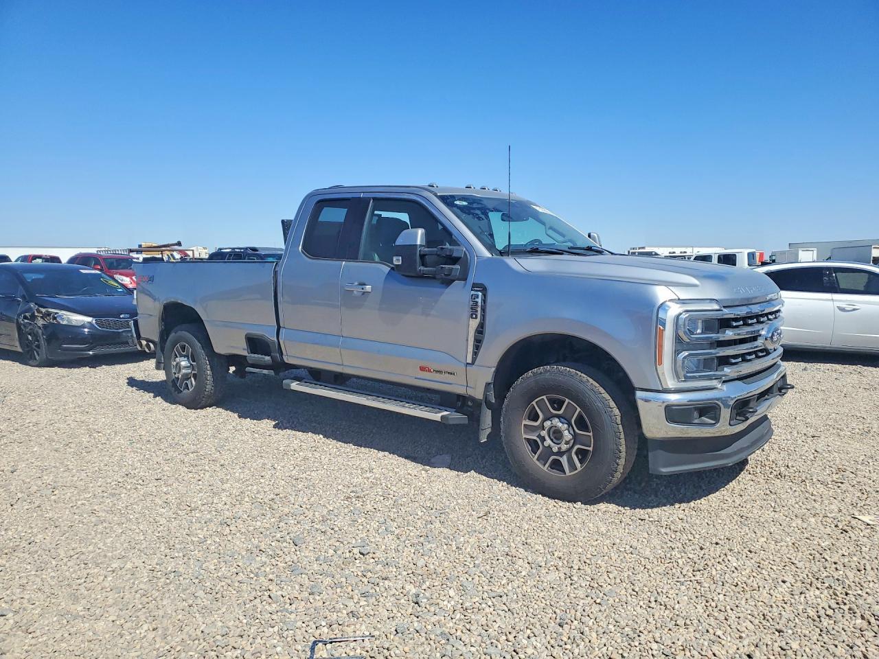 2023 Ford F350 Super Duty - Image 4