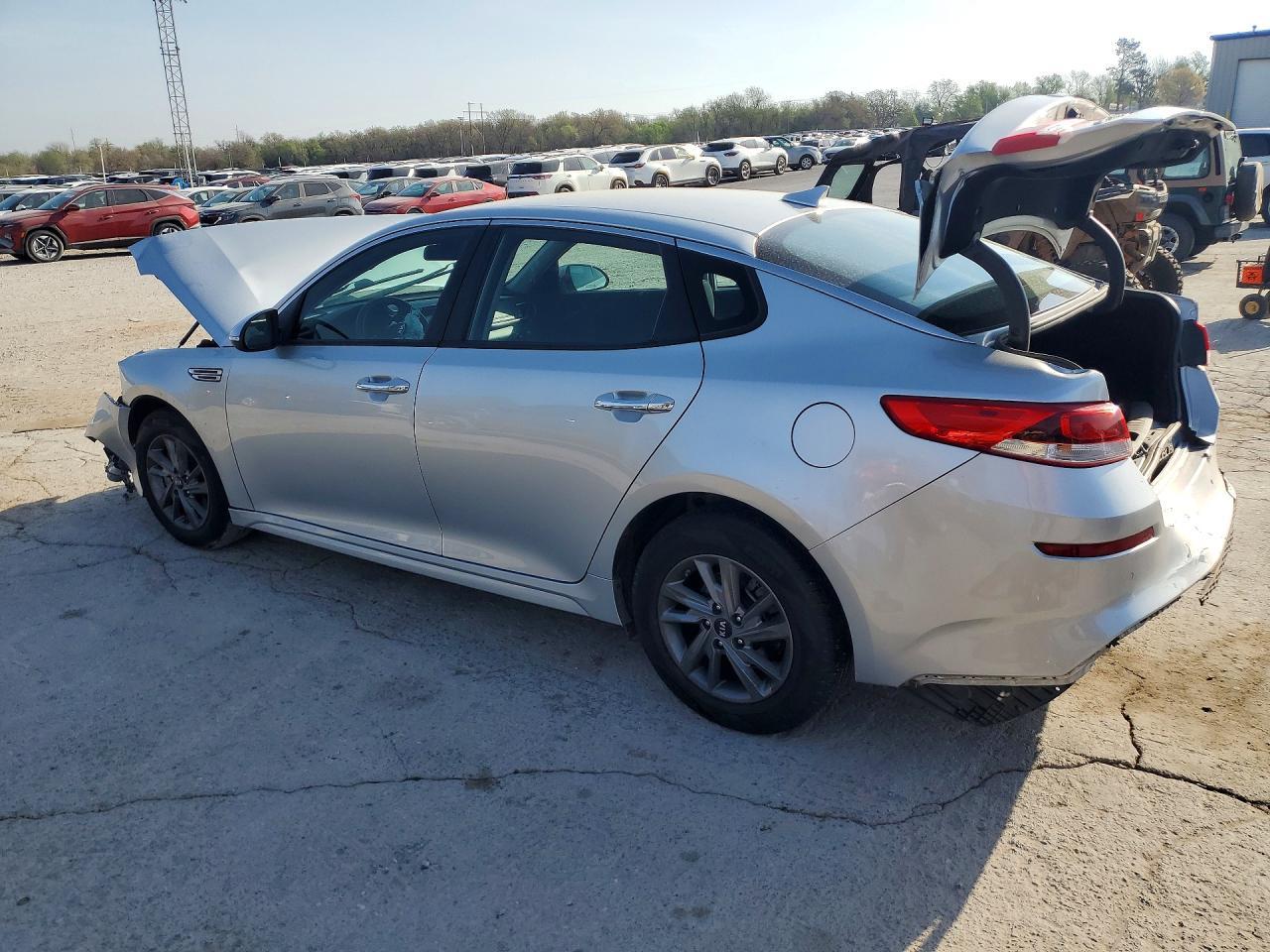 2020 Kia Optima Lx - Фото 2
