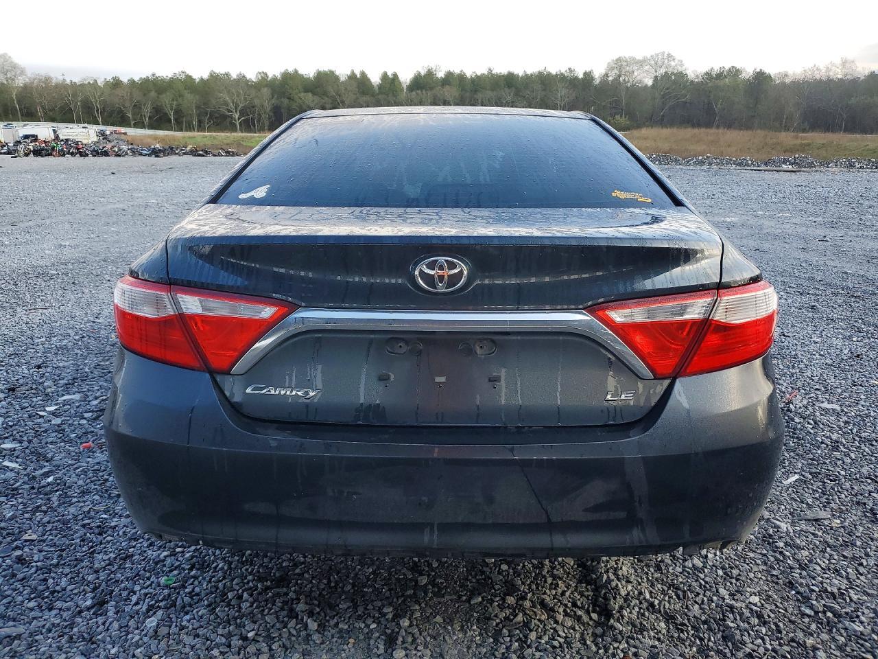 2015 Toyota Camry Le - Image 6