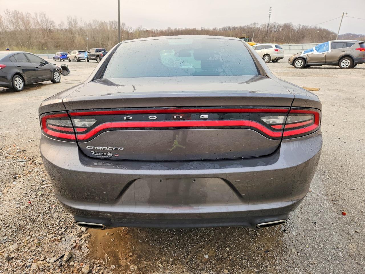 2015 Dodge Charger Se - Image 6