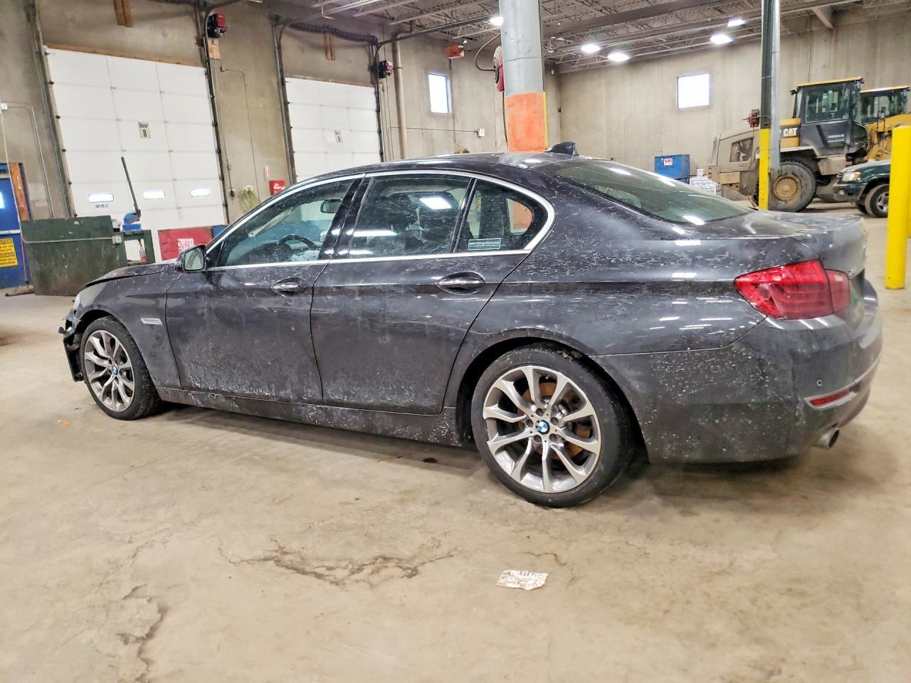 2014 BMW 535 Xi - Image 2