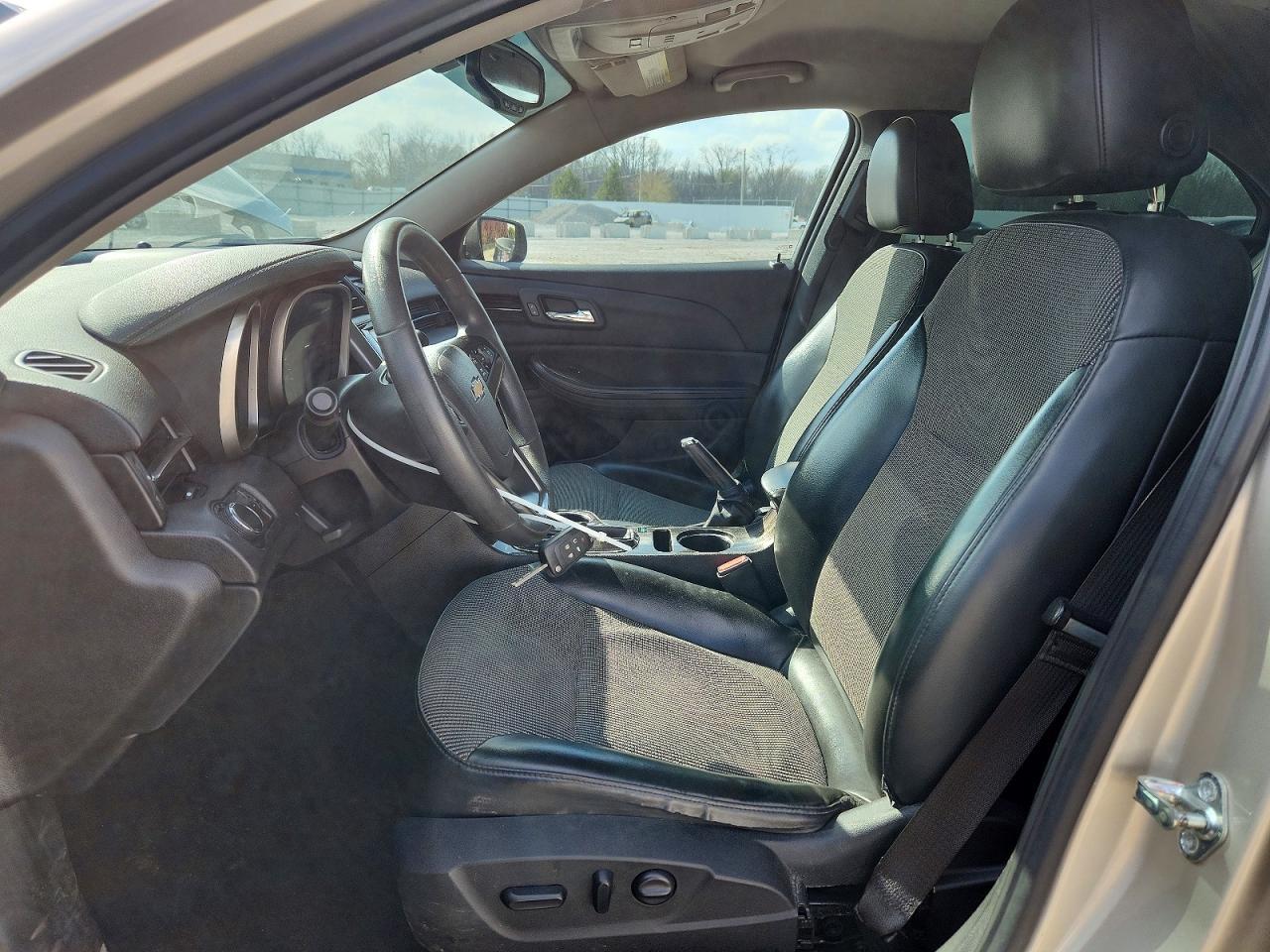 2016 Chevrolet Malibu Limited Lt - Image 7