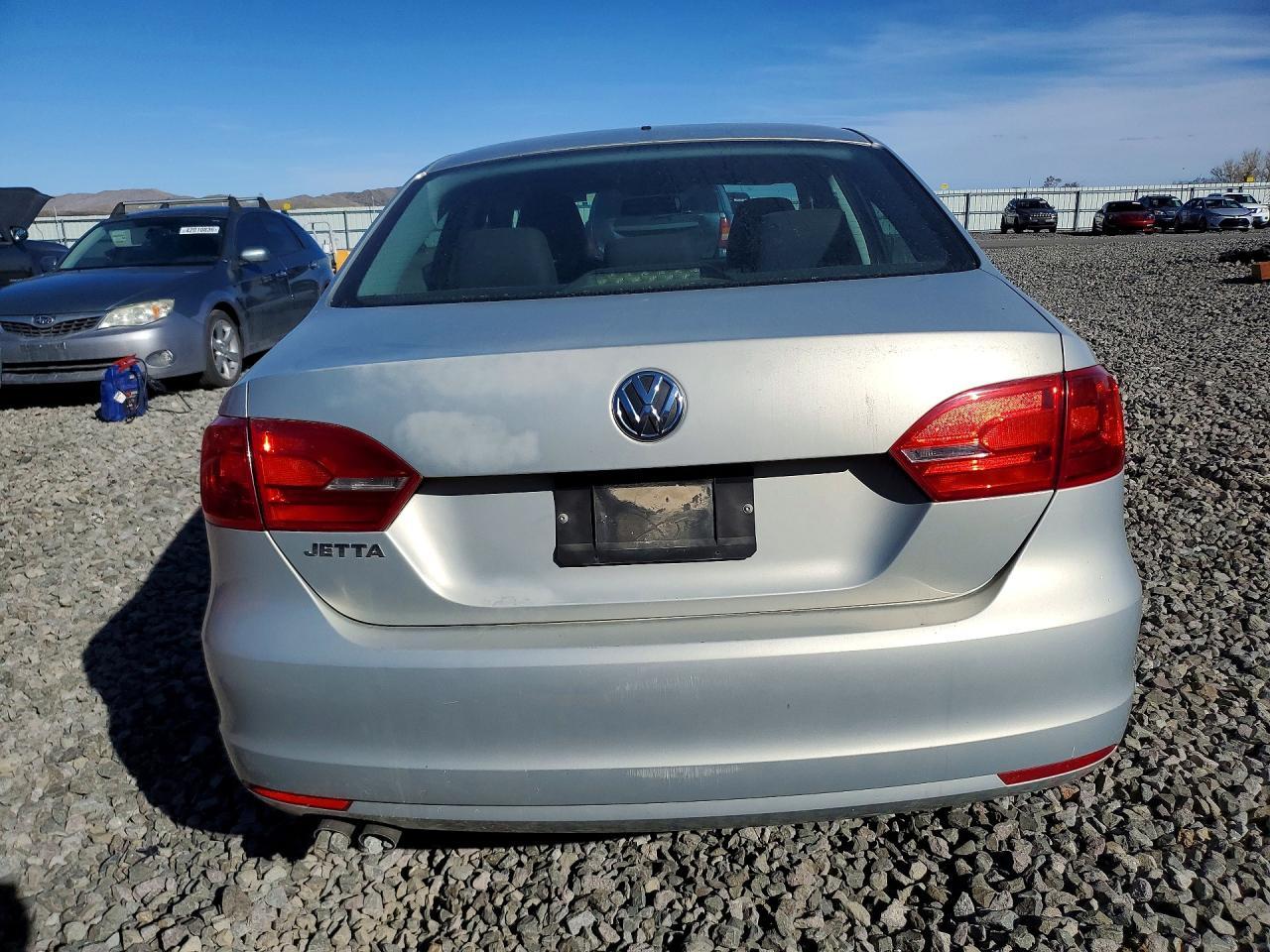2012 Volkswagen Jetta Se - Image 6