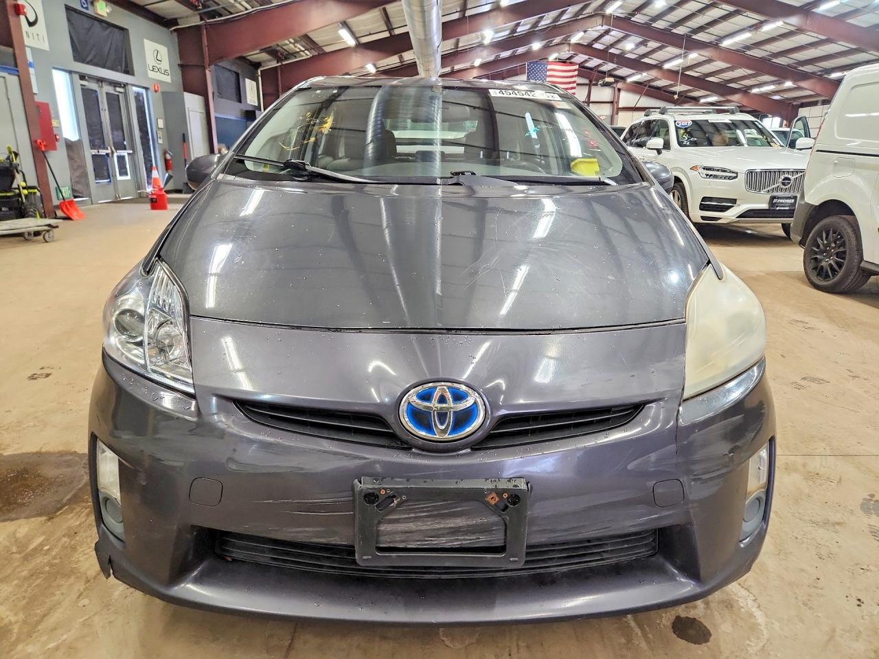 2010 Toyota Prius Iii - Фото 5