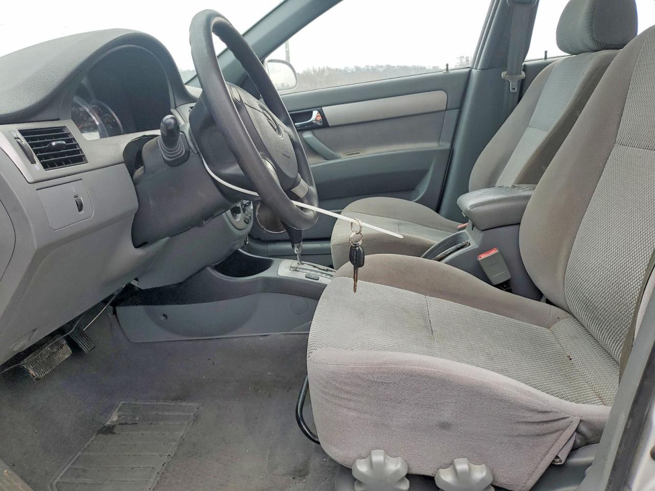 2008 Suzuki Forenza Base - Фото 7