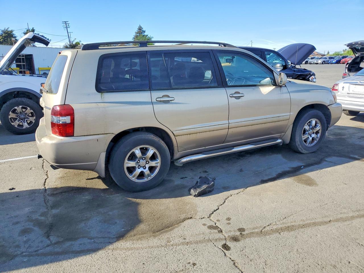 2004 Toyota Highlander Base - Image 3