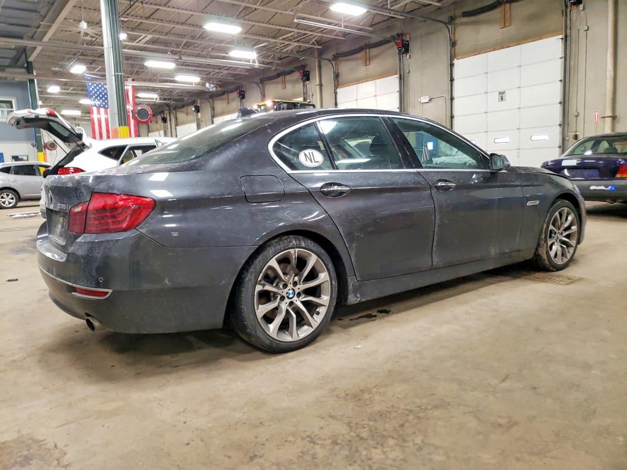 2014 BMW 535 Xi - Image 3