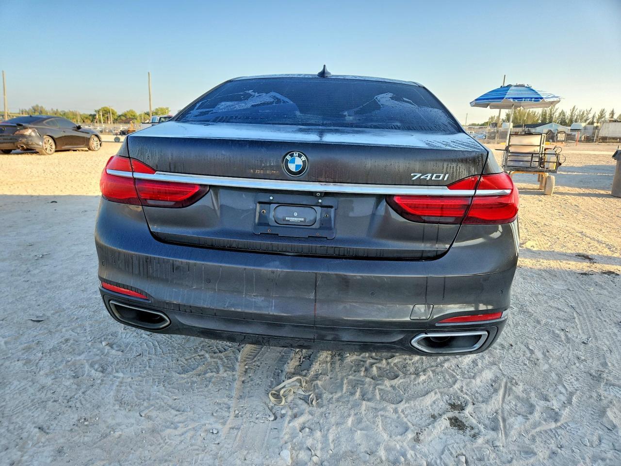 2018 BMW 740 I - Фото 6