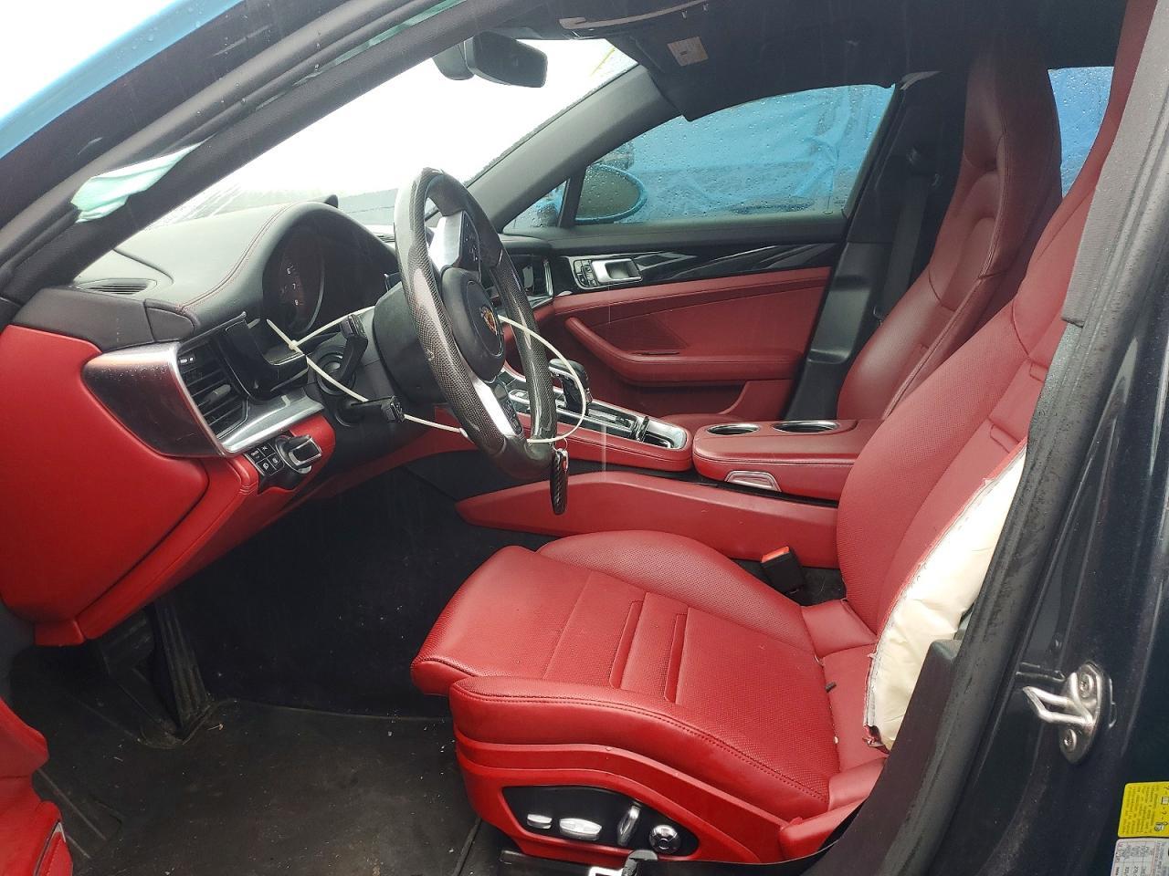 2018 Porsche Panamera 4 - Image 7