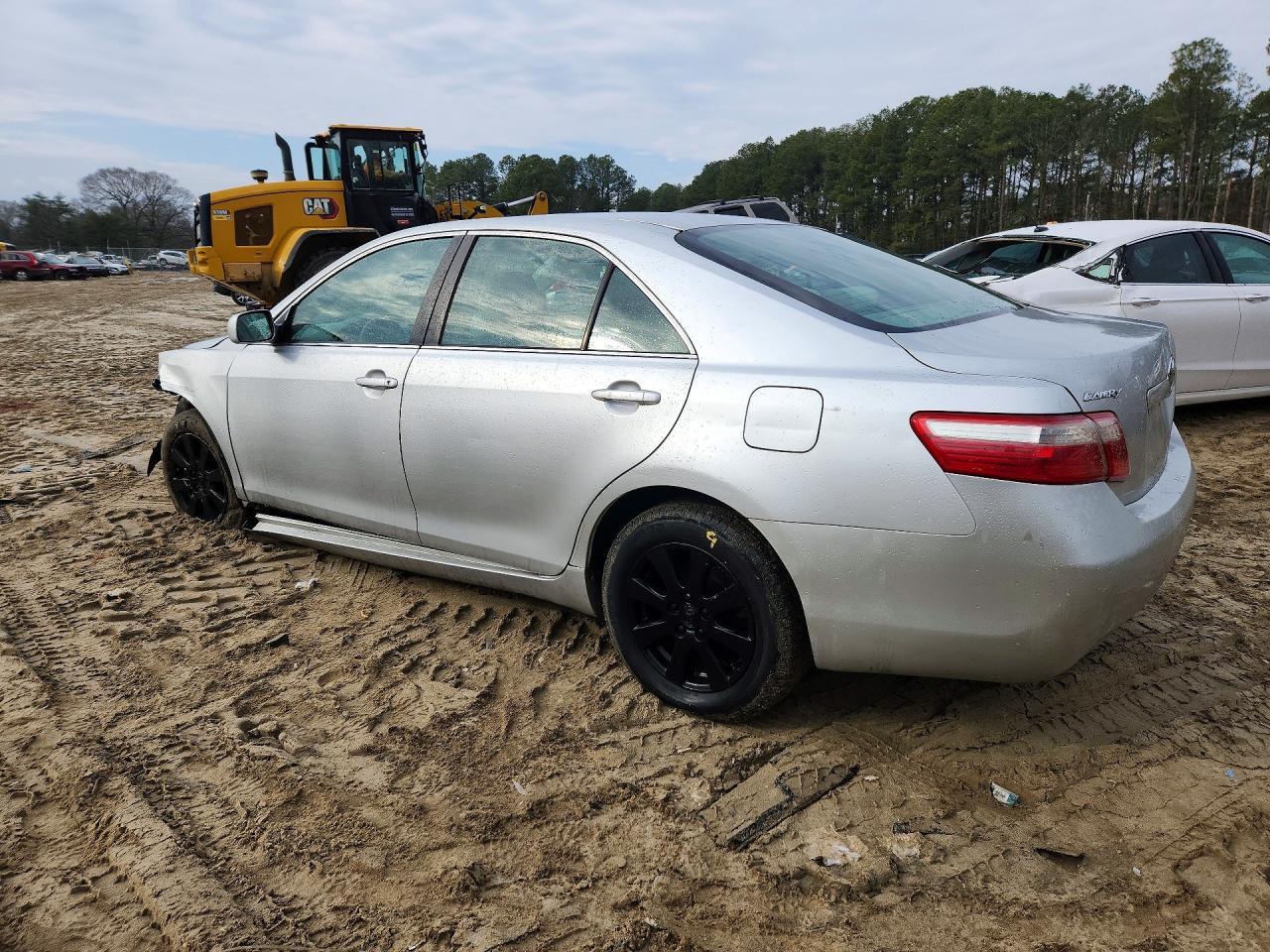 2009 Toyota Camry Base - Фото 2