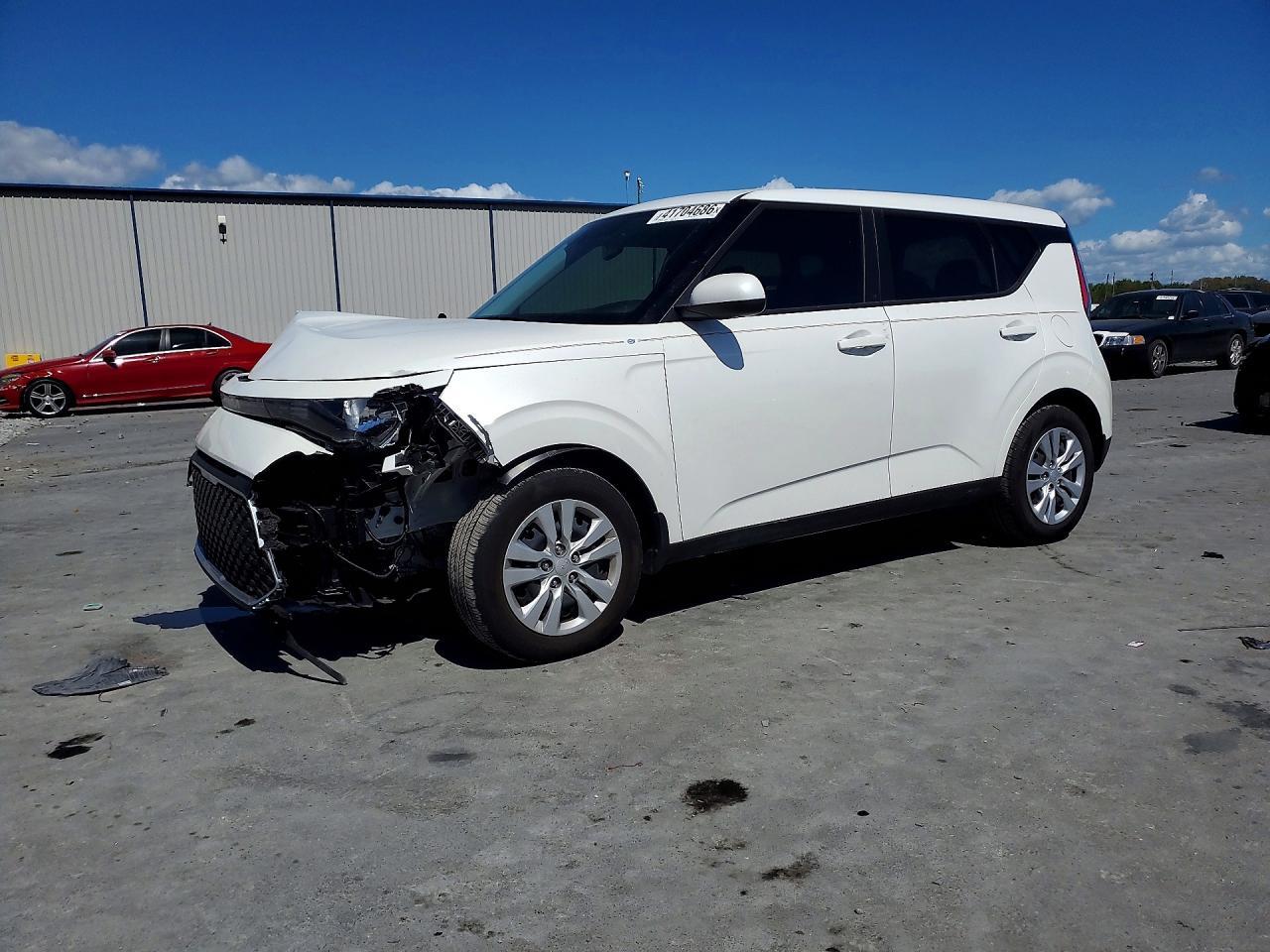 2025 Kia Soul Lx