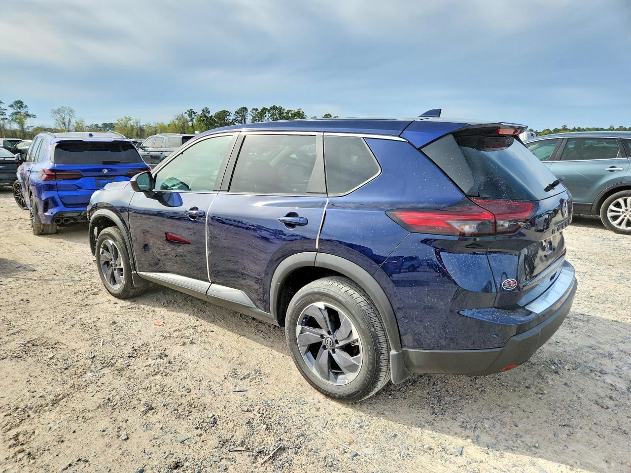 2026 Nissan Rogue Sv - Фото 2