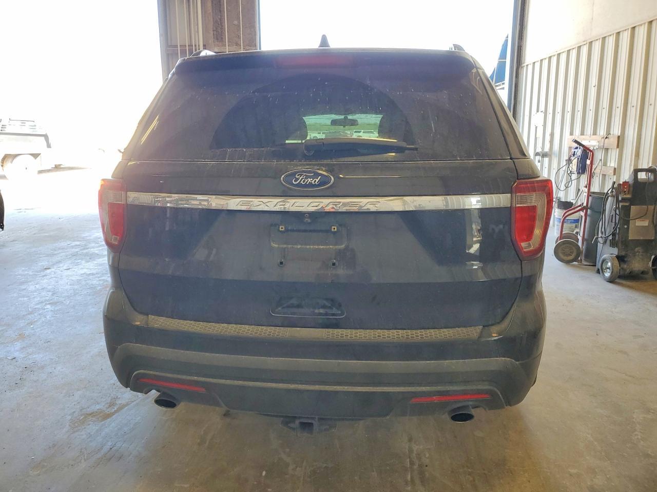 2017 Ford Explorer - Фото 6