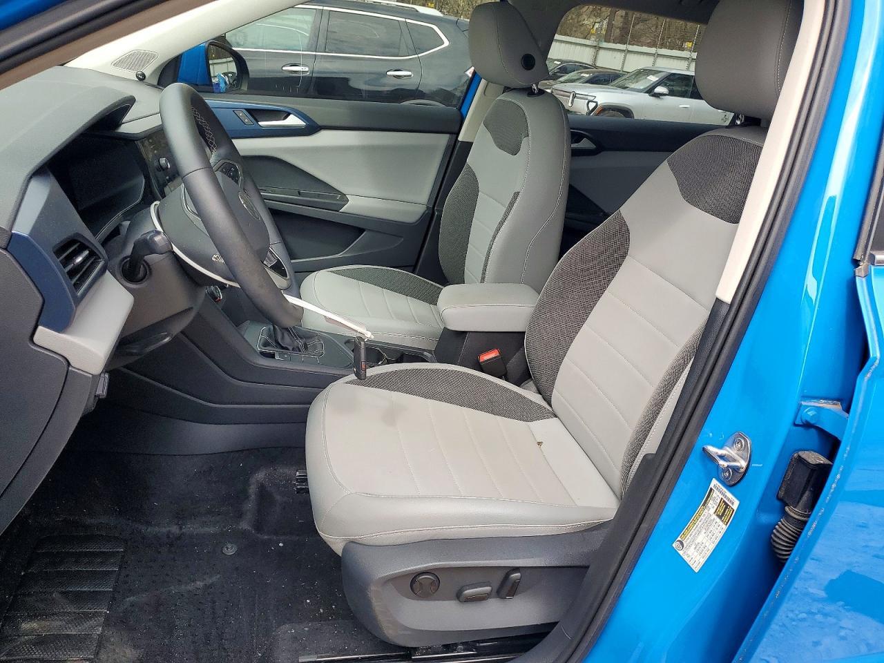 2022 Volkswagen Taos Se - Фото 7